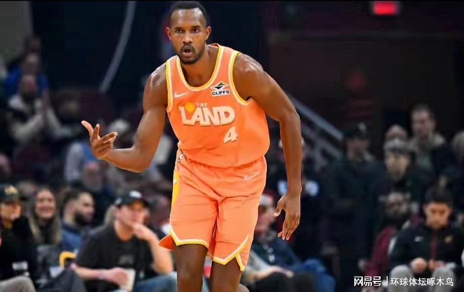 乐鱼体育官方网站-杰伦-泰森22分 NBA骑士113-109活塞 杰伦-杜伦24分