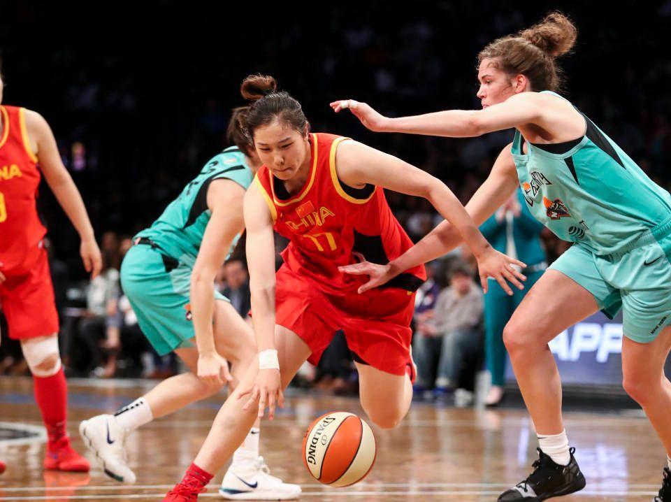 乐鱼体育官方入口-央视直播！中国女篮VS马里，首发更新，张子宇第一次参加国际大赛