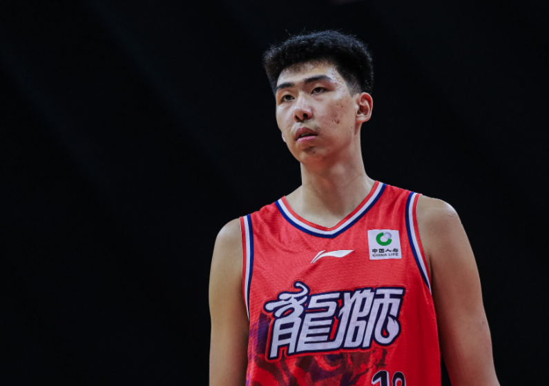 乐鱼体育app下载-CBA官宣最具进步球员奖:徐昕换队爆发当选 5数据创生涯新高